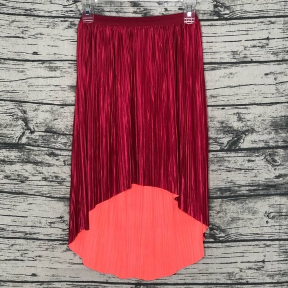 Reversible High Low Pleated Shirt Size S